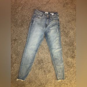 Skinny jeans, brand: kensie. Size 28